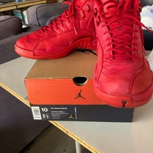 Jordan 12s gym reds size 10, box included